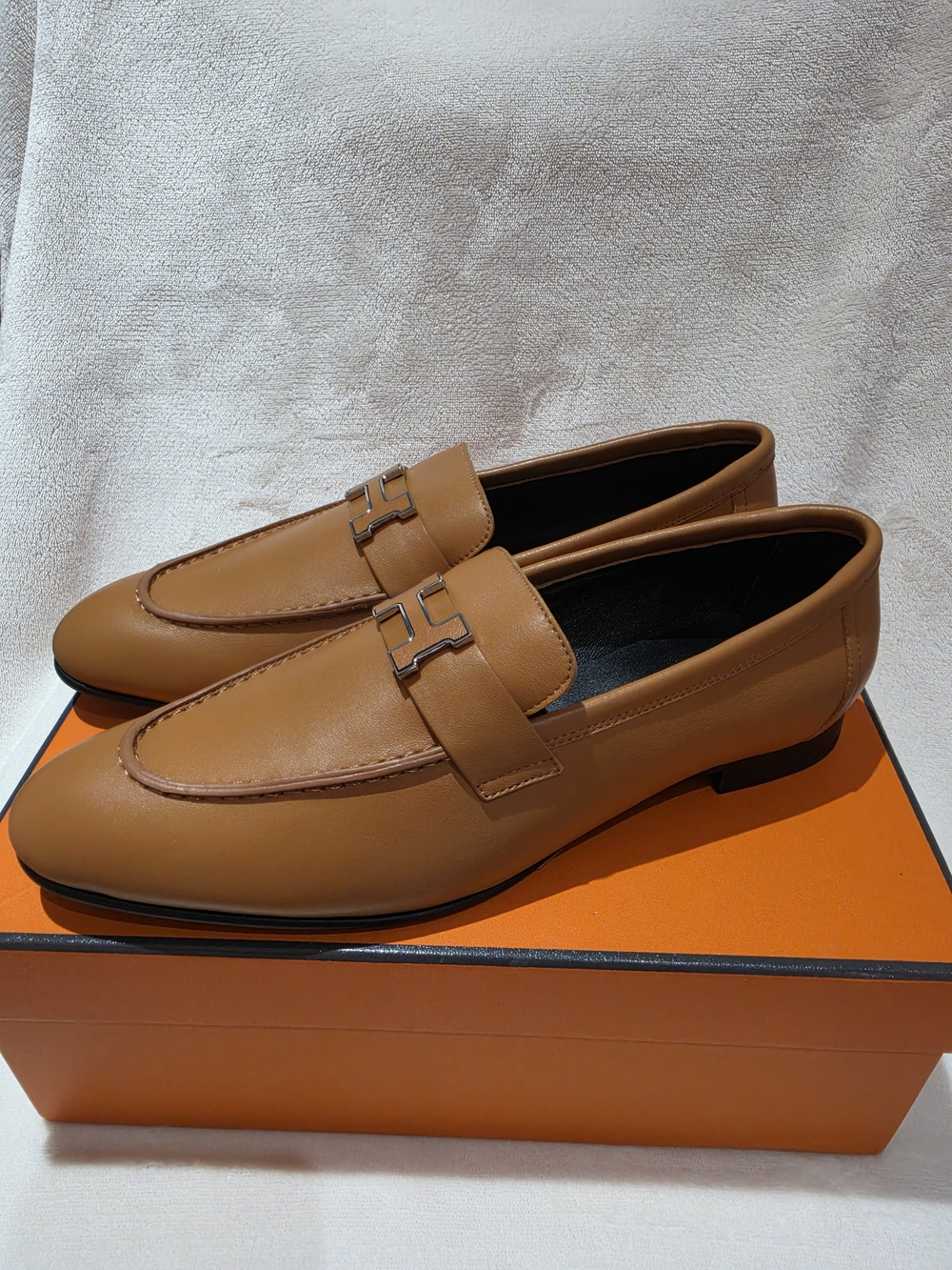 Men's Tan Leather Slip-On Loafers